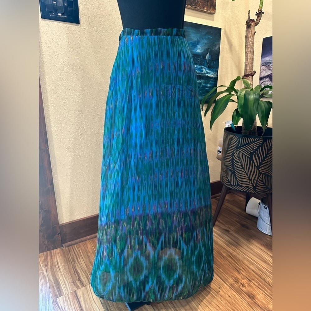 EUC ONE WORLD MAXI SKIRT CHIFFON GARZE OCEAN COLOR FULLY LINED ELASTIC WAIST